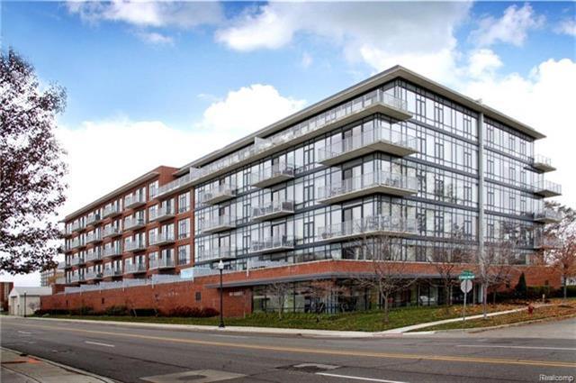 101 Curry Ave - Photo 1