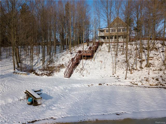 9343 Lakeside Dr - Photo 1