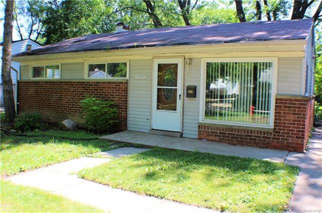 28148 Fairfax St - Photo 1
