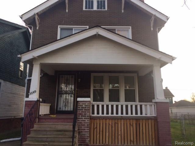 3245 Gladstone St - Photo 1
