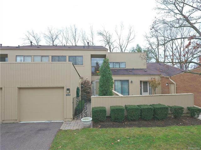 7430 Azalea Crt - Photo 1