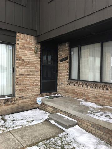 37177 Clubhouse Dr - Photo 1