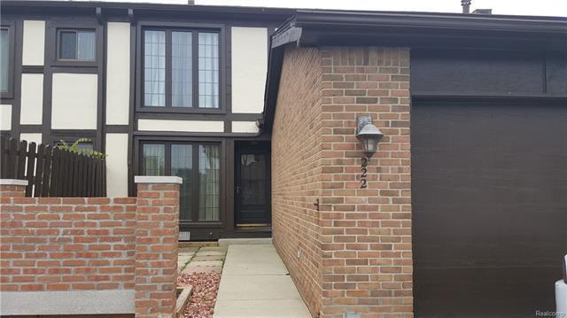 222 Country Club Dr - Photo 1