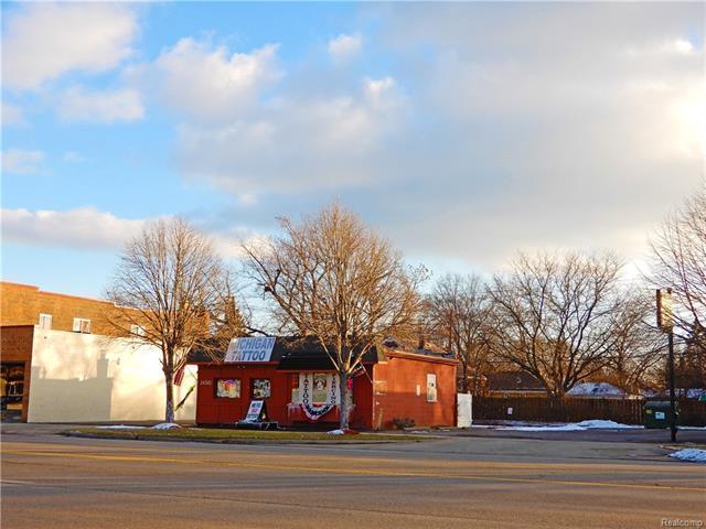 24515 Warren St - Photo 1