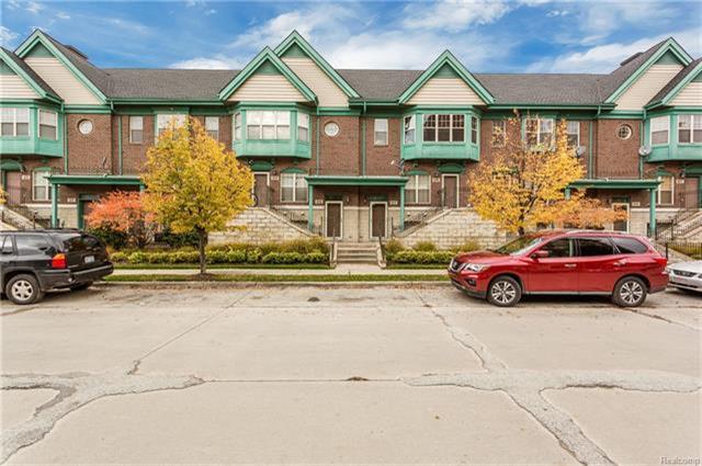 57 Adelaide St - Photo 1