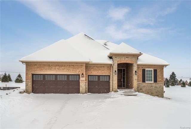 24552 Pinnacle Cir - Photo 1