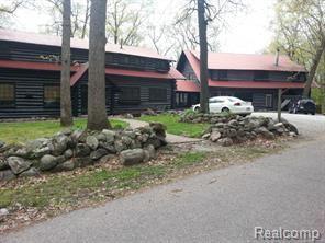 8646 Thendara - Photo 1