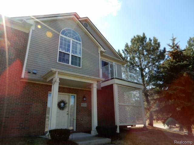 541 Cedar St - Photo 1