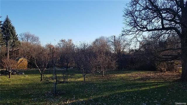 3359 Bathurst Ave - Photo 1