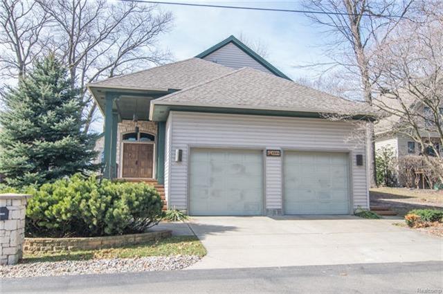 3244 Elmwood Beach Rd - Photo 1