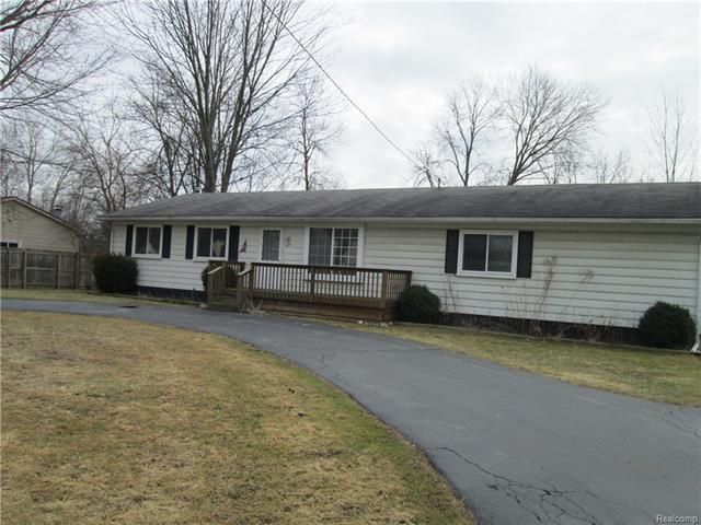 200 Eastlawn Drive - Photo 1