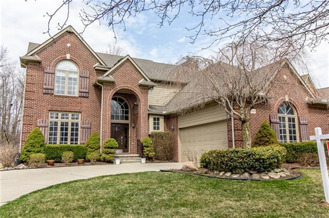 18190 Cascade Drive - Photo 1