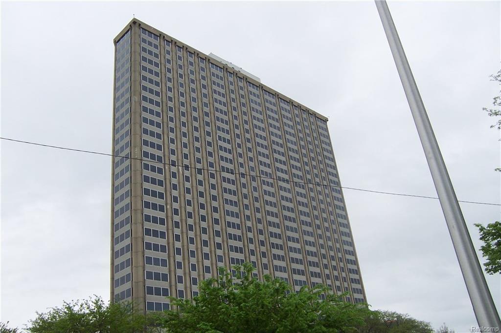 1300 Lafayette St S - Photo 1