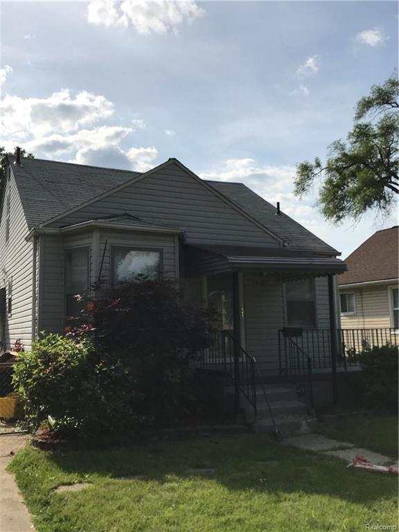 15171 Sumner - Photo 1