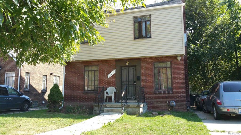 10400 Roxbury St - Photo 1