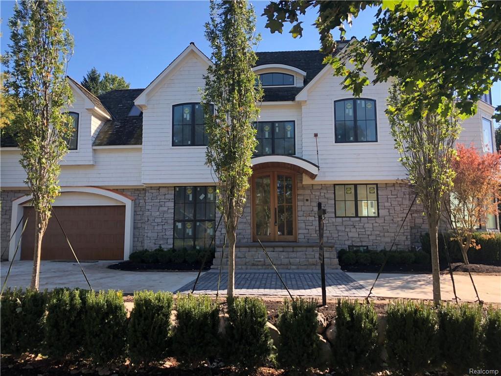 490 Lakeside Dr - Photo 1