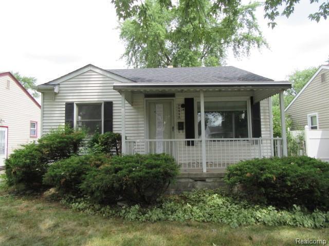 20524 Champaign St - Photo 1