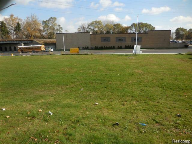 6063 Schaefer Rd - Photo 1