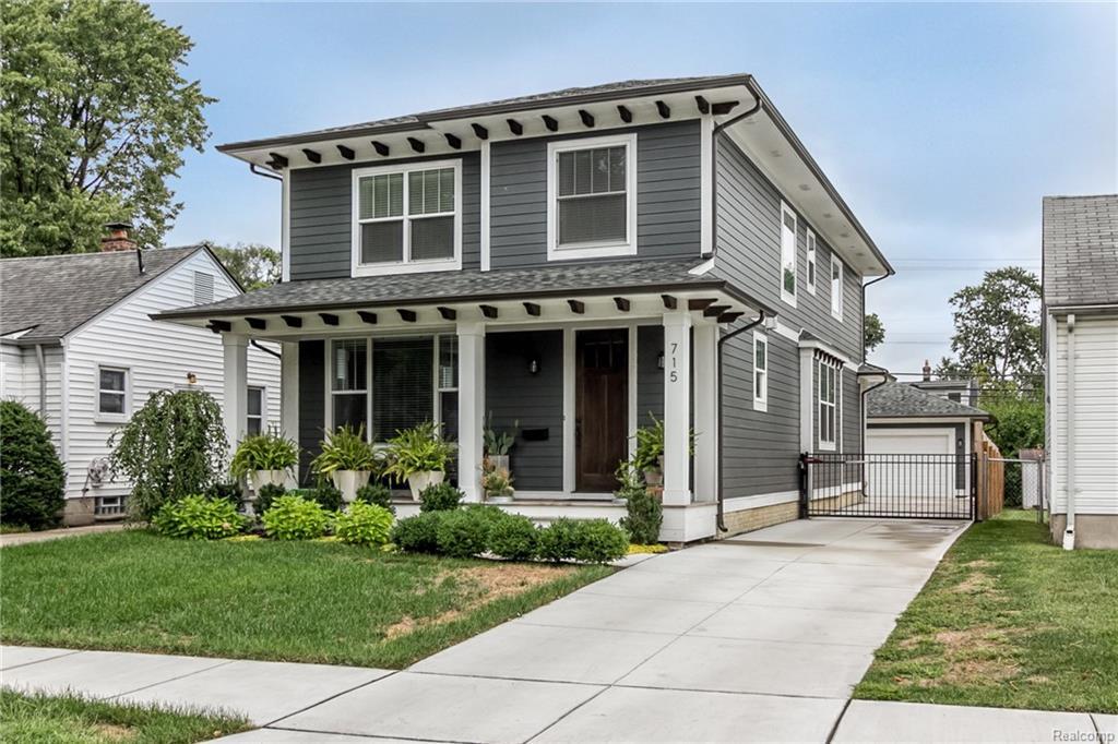 715 Irving Ave - Photo 1