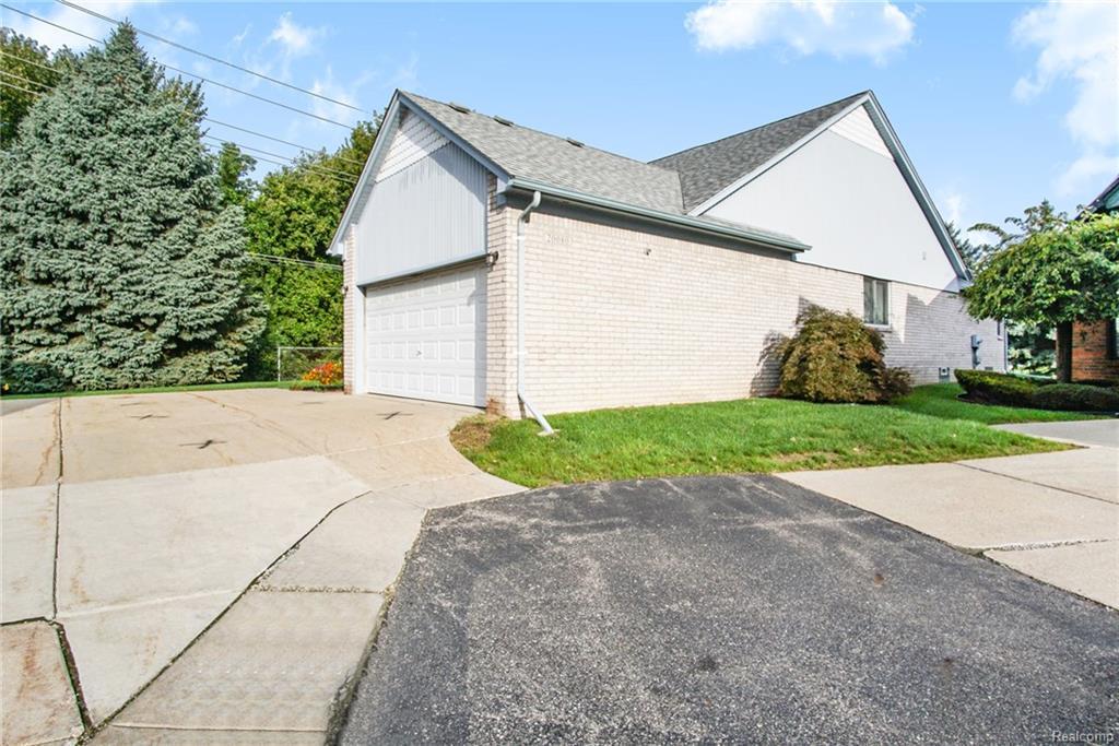 20080 Levee Crt - Photo 1