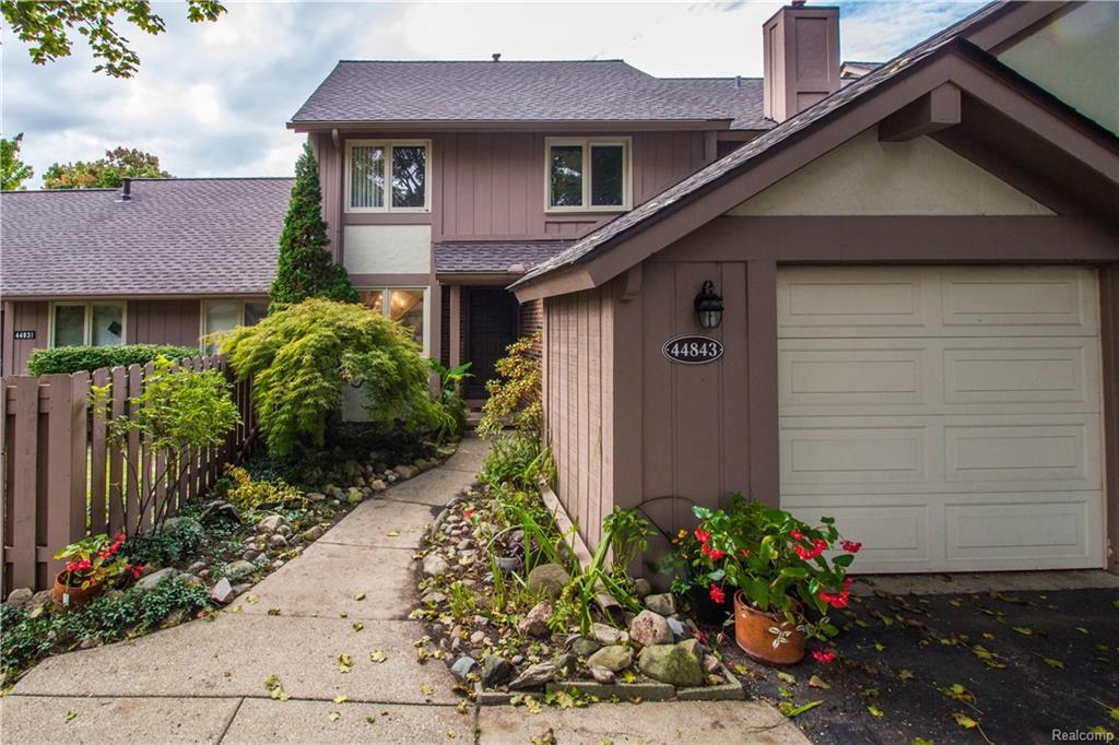 44843 Lynn Dr - Photo 1