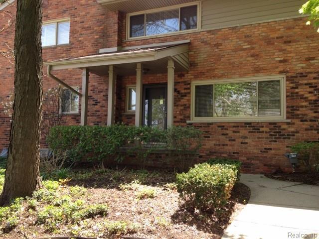 525 Bloomfield Crt - Photo 1