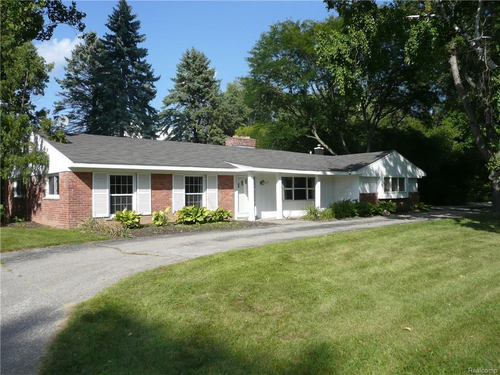 4044 Country Club Dr - Photo 1