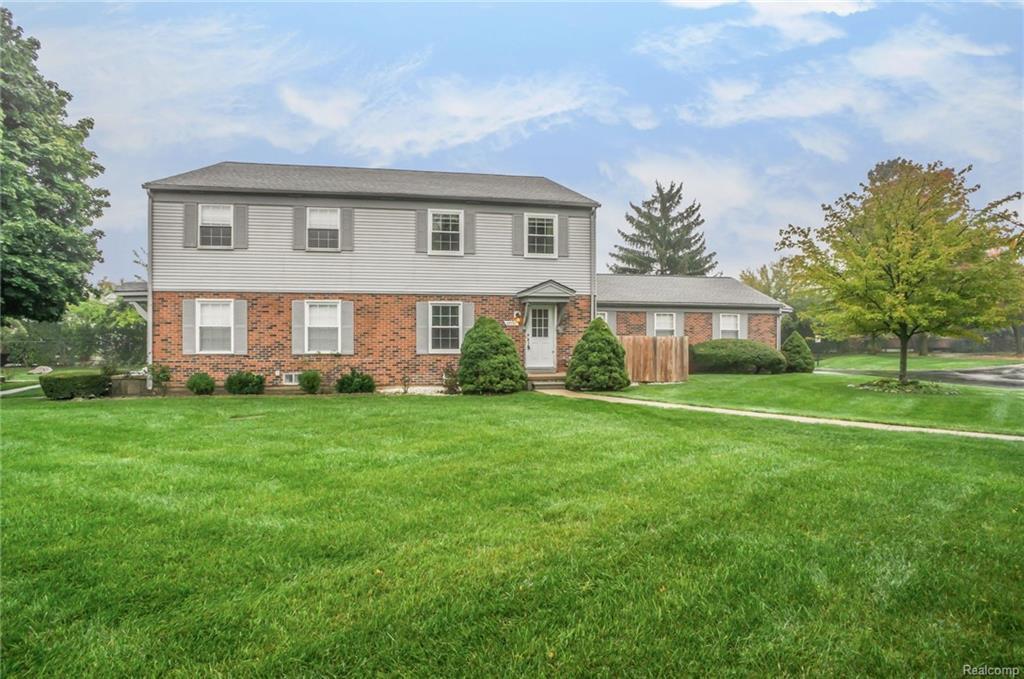 23536 Rockledge - Photo 1