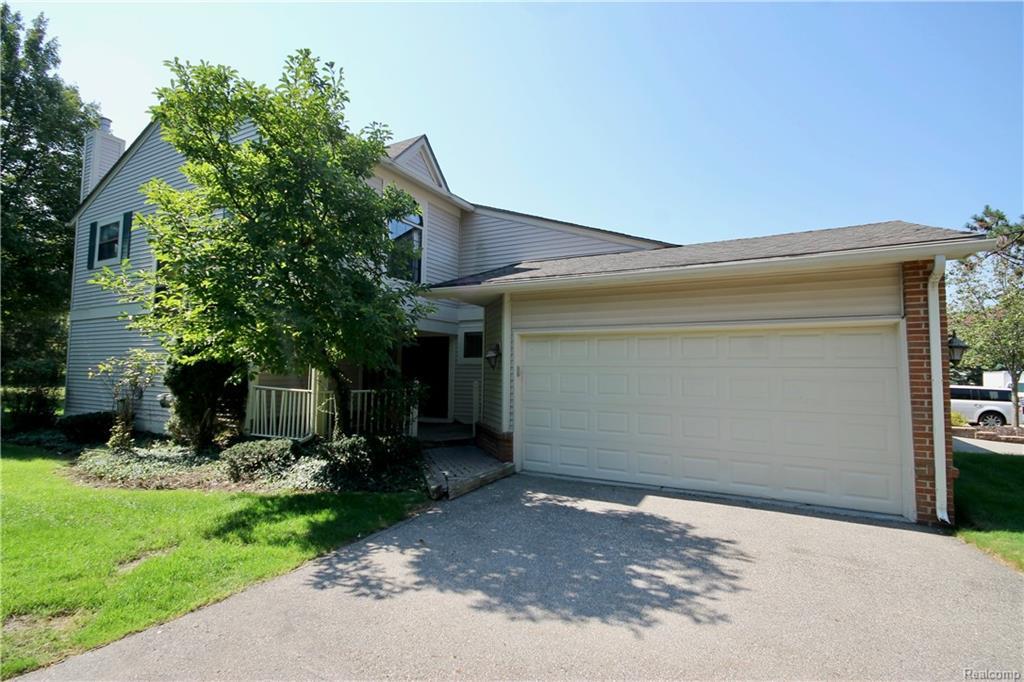 5678 Drake Hollow Dr W - Photo 1
