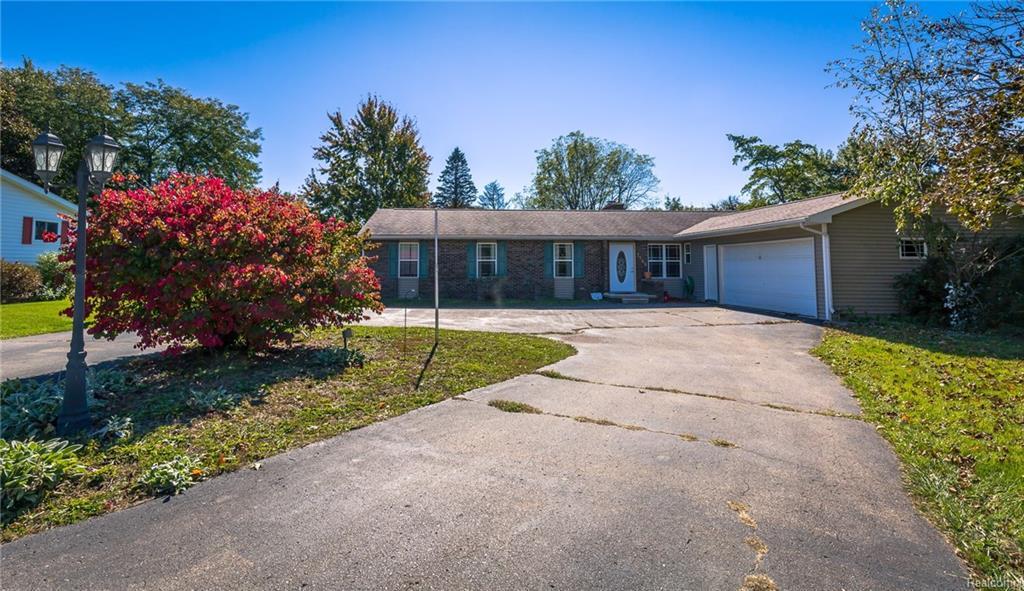 1131 Alice Dr - Photo 1