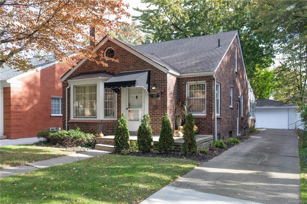 3506 Bishop - Photo 1