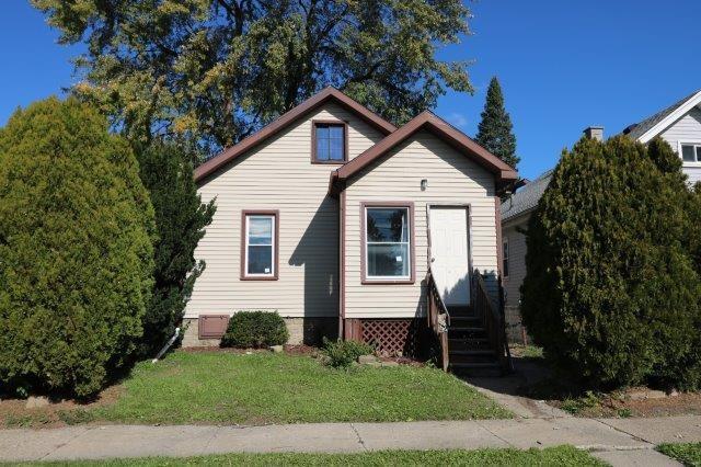 552 Bondie St - Photo 1