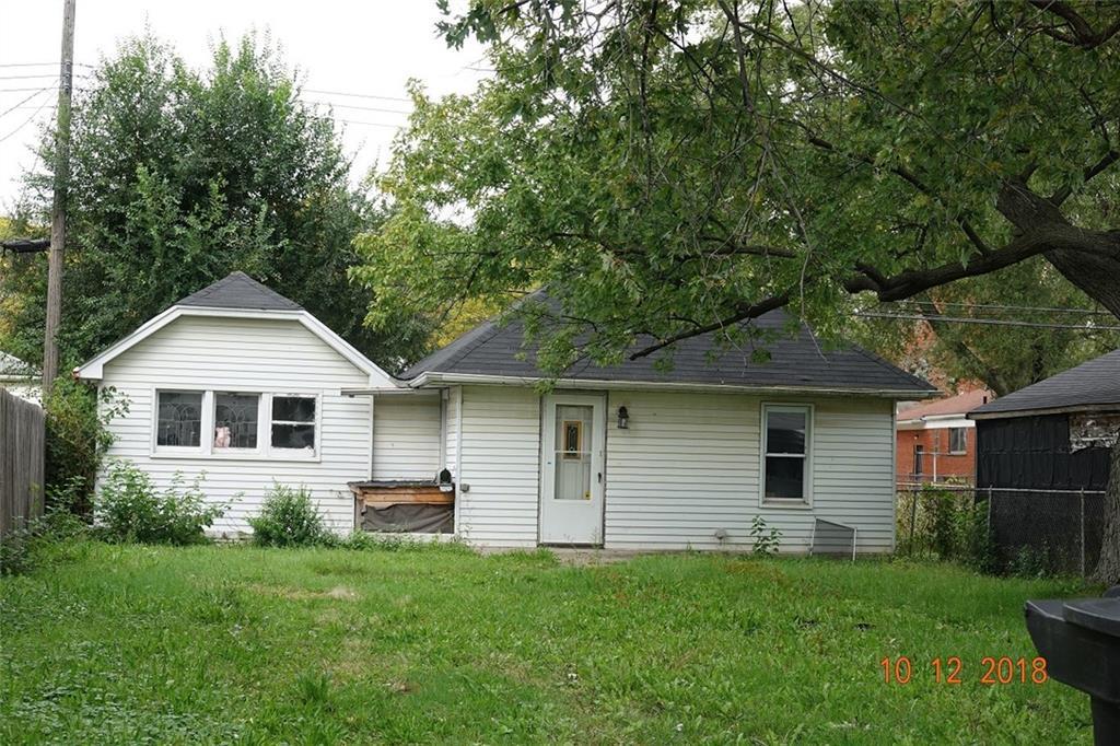 6127 Greenview Ave - Photo 1