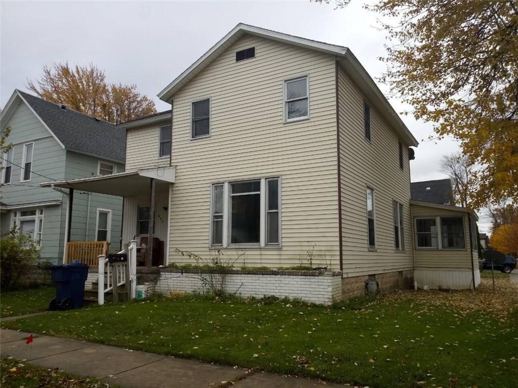 1600 3rd St - Photo 1