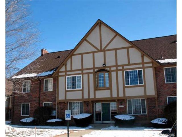 30204 Southfield Rd - Photo 1