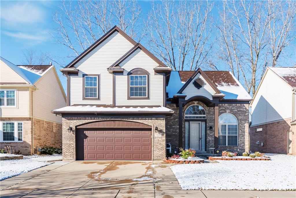 39644 Dorchester Cir - Photo 1