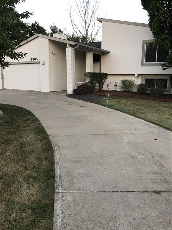 5865 Shillingham Dr - Photo 1