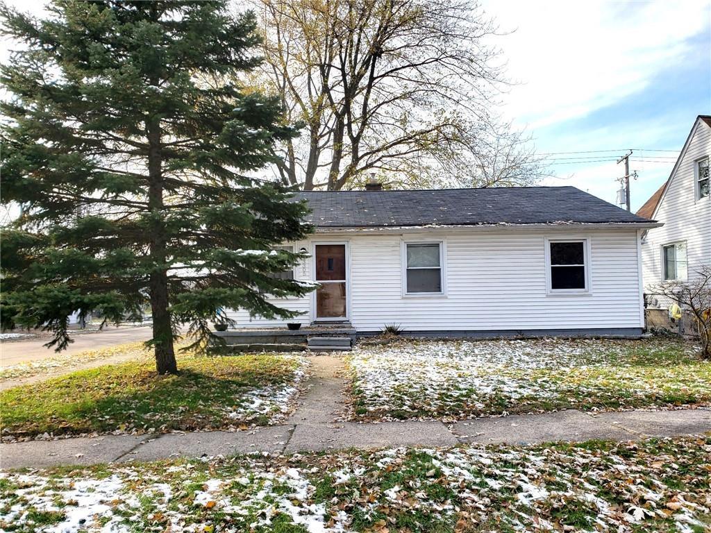 23305 Reynolds Ave - Photo 1