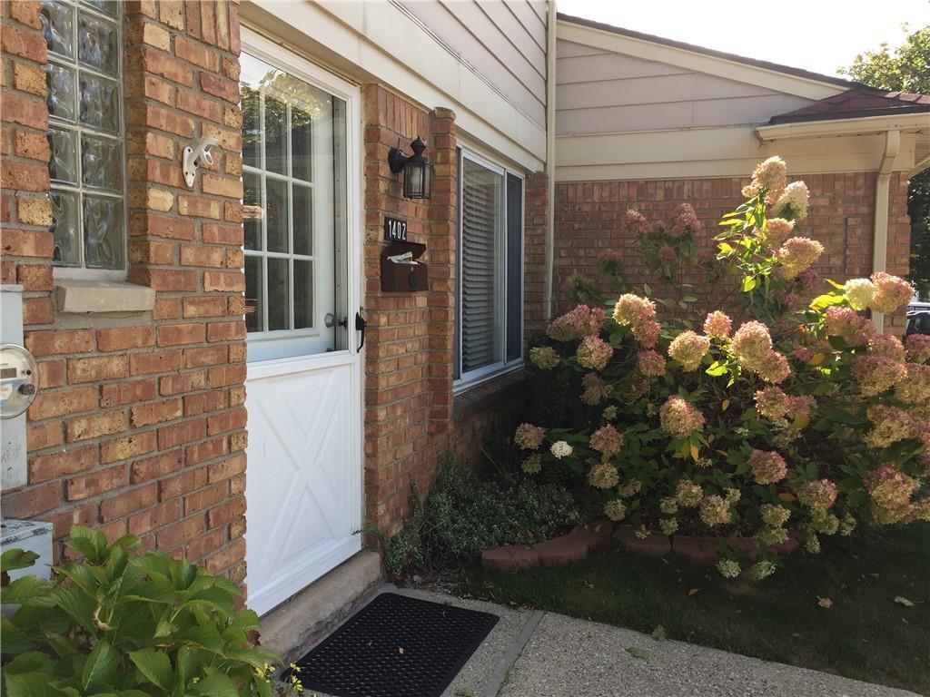 1402 Laurel Valley Dr - Photo 1