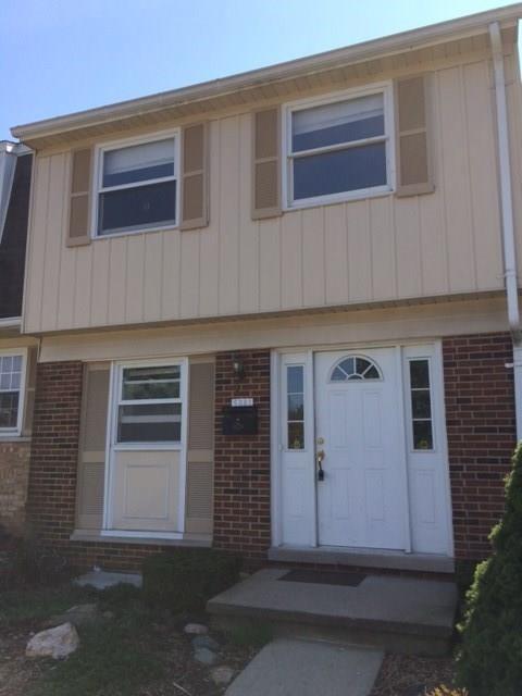 5081 Buckingham - Photo 1