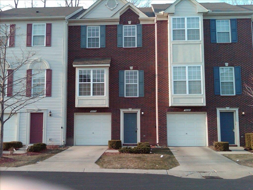 36273 Dominion Cir - Photo 1