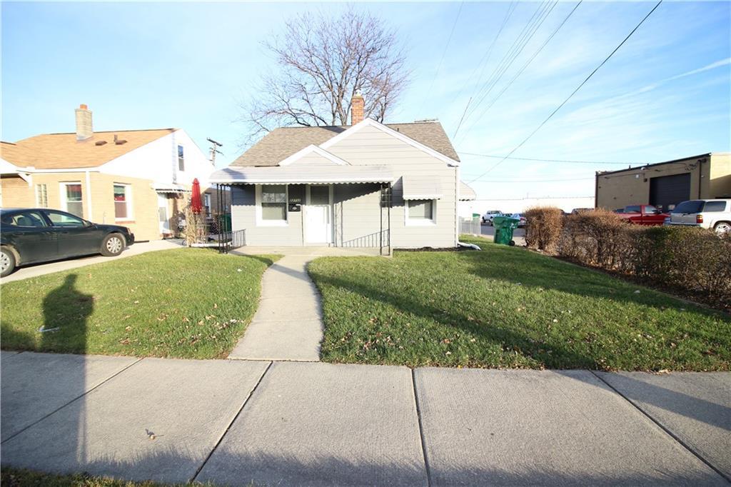 22732 Rosalind Ave - Photo 1