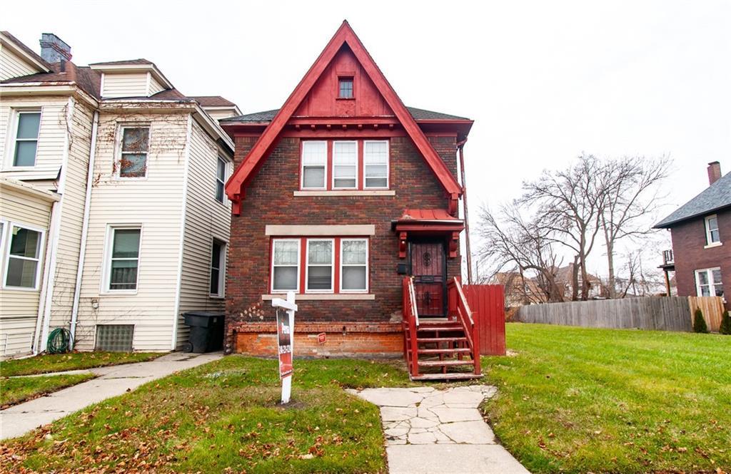 779 Grand Blvd - Photo 1