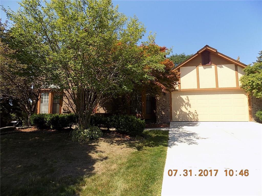 25493 Bridlepath Ln - Photo 1