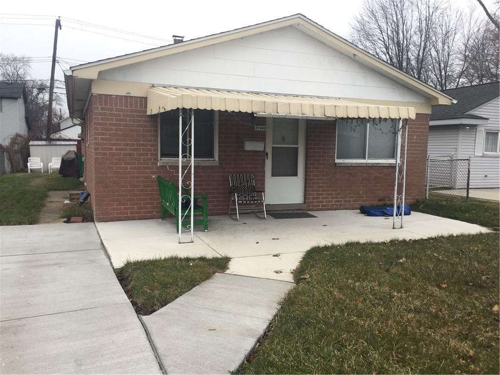 27069 Lorenz St - Photo 1