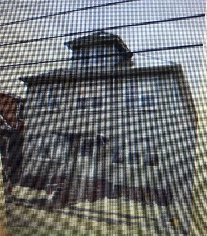 24 Alexander St - Photo 1