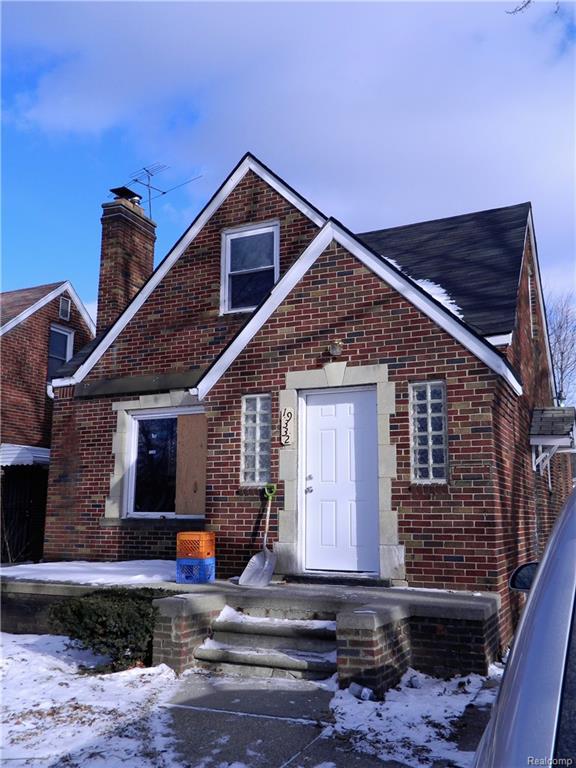 19332 Westphalia St - Photo 1
