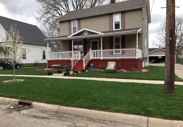 214 Maple St - Photo 1