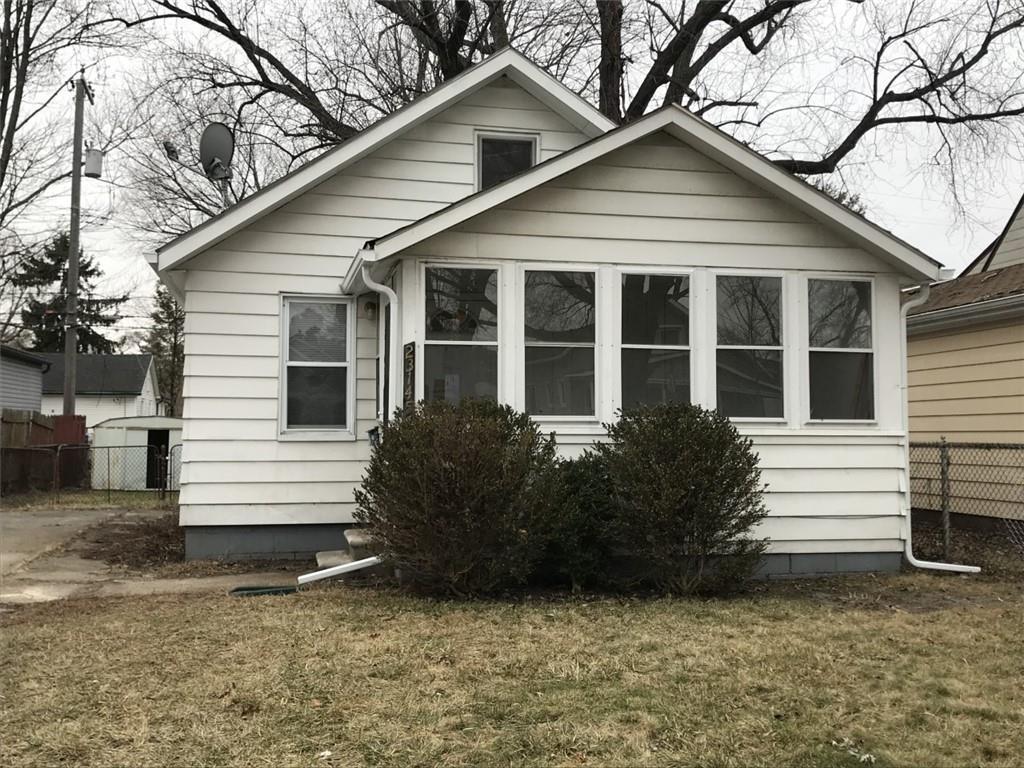23145 Cayuga Ave - Photo 1