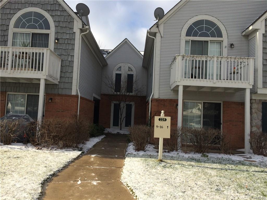 225 Brookwood - Photo 1
